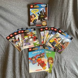 Scholastic Book - Phonics - DC Comics Super Heroes - 10 Books 2 Workbooks